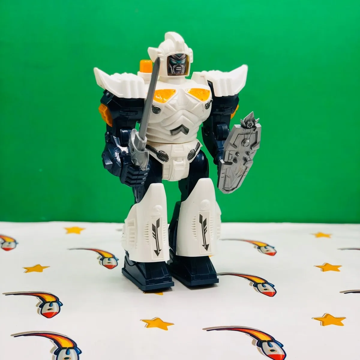 Action Face Changing Robot With Music & Lights