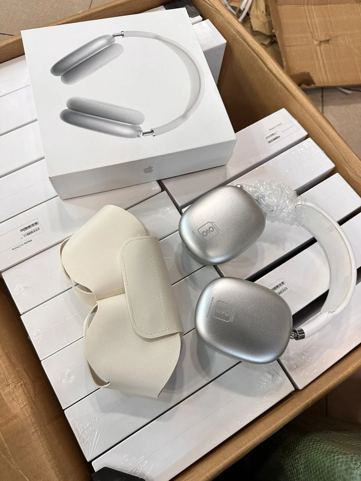 APPLE AIRPODS MAX - NEXT TO OG QUALITY (With ANC Feature) 2024 Dubai Edition