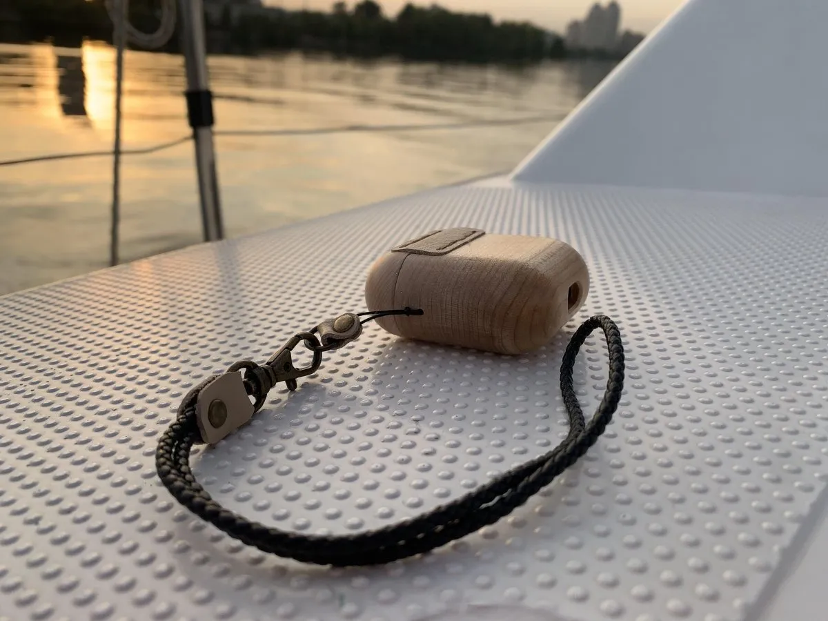 Maple Wood AirPod 1/2 Case