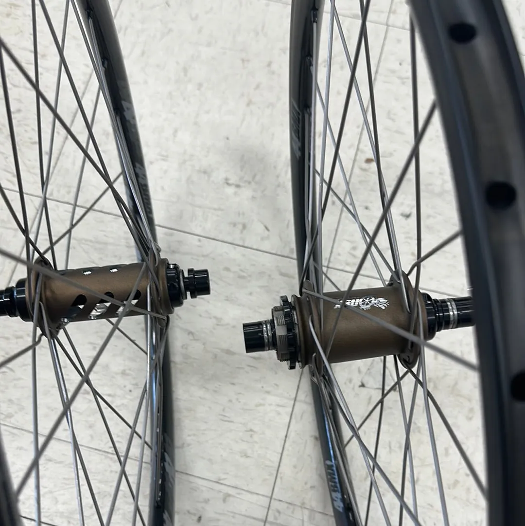 onyx hub 44bmx carbon wheels titanium spokes wheelset